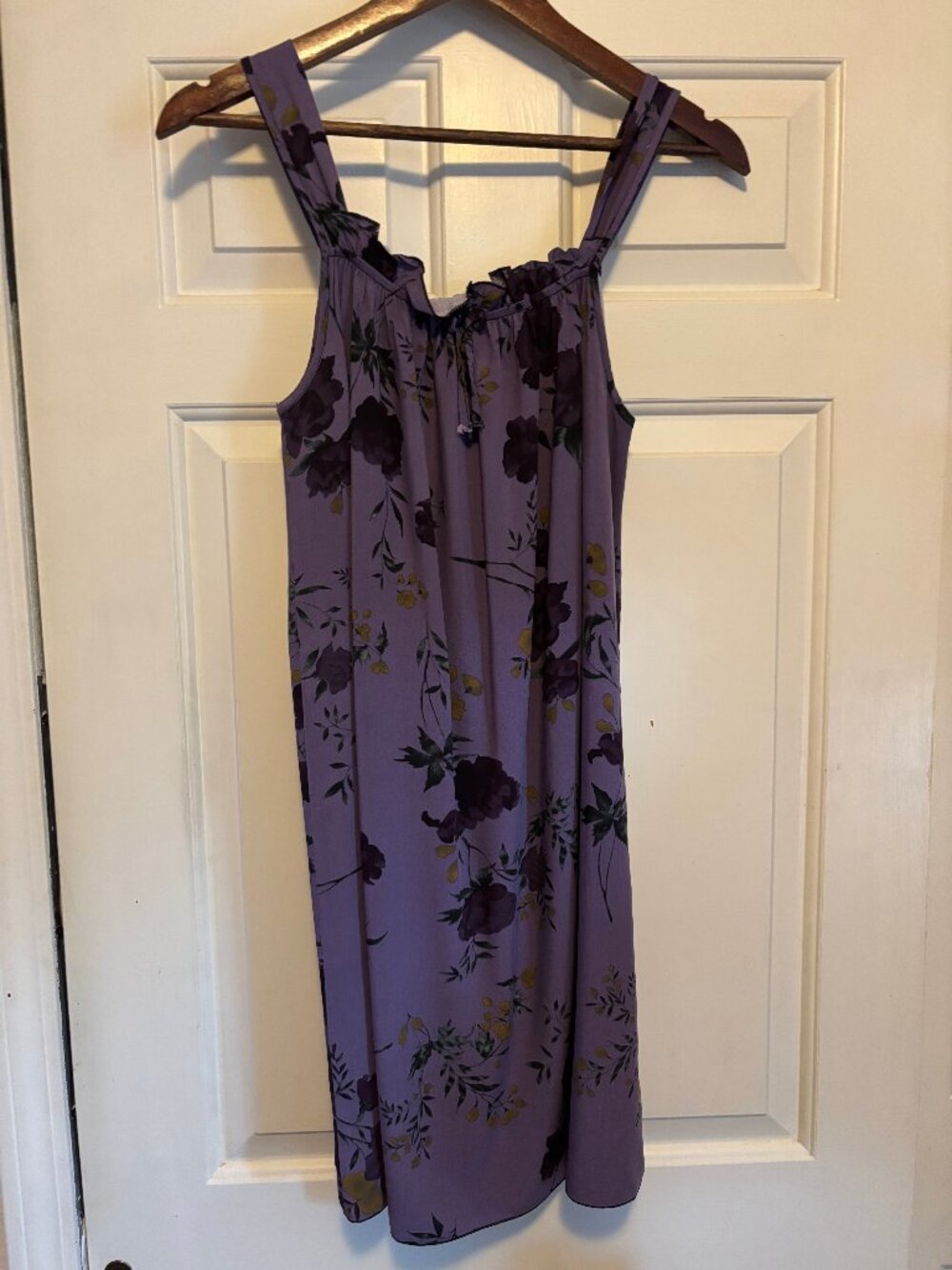 Summery Dress/Nightgown Purple with purple and yellow flowers, ruffle neckline L